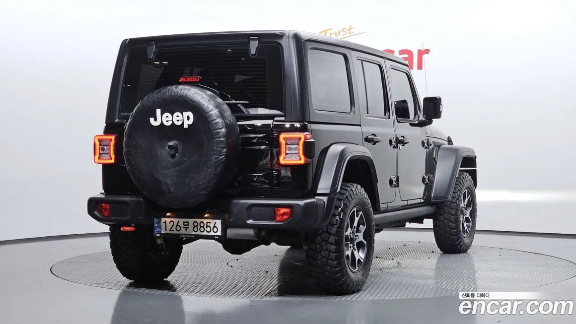 Jeep Wrangler 2022 из KR, фото 5