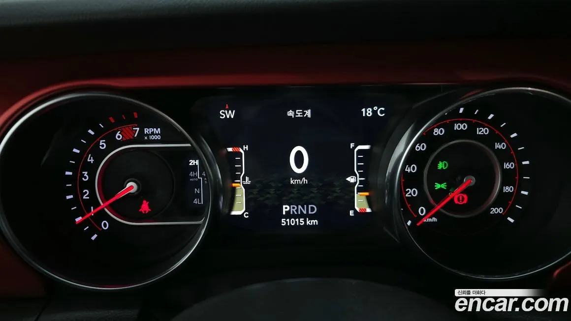 Jeep Wrangler 2022 из KR, фото 3