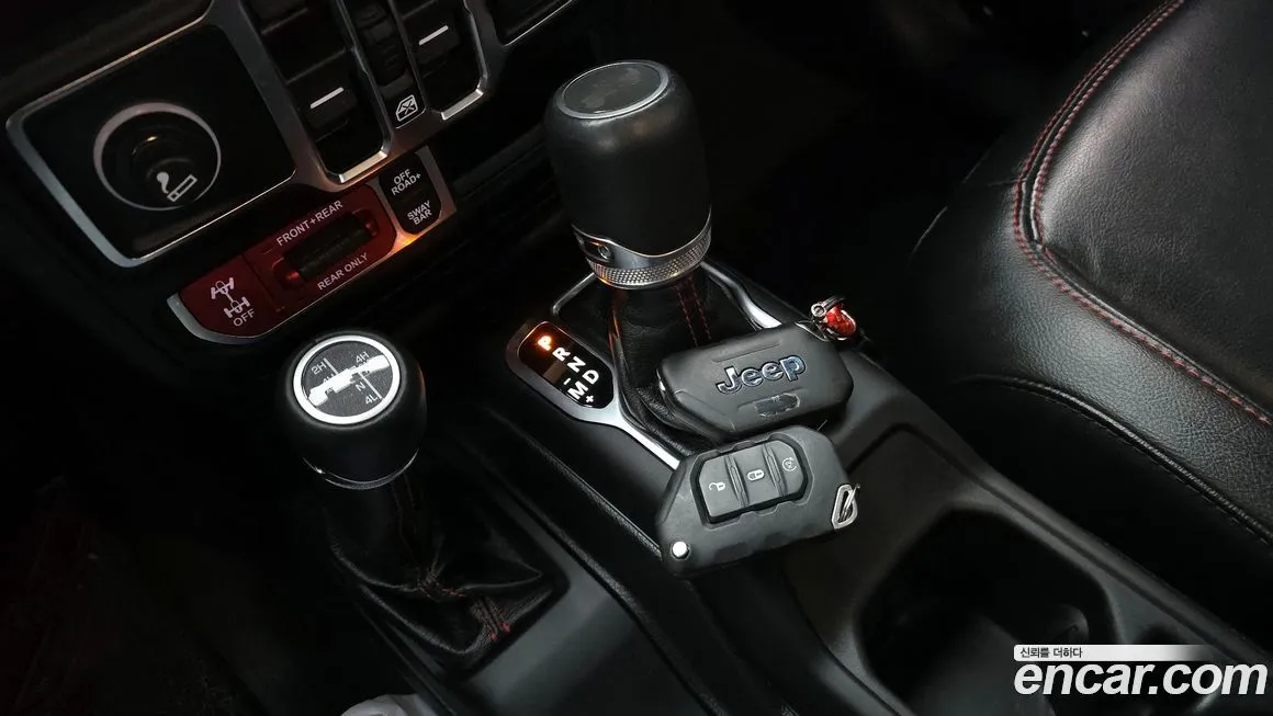Jeep Wrangler 2022 из KR, фото 9