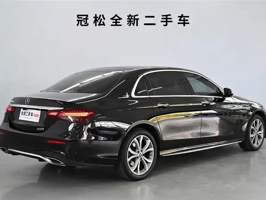 Mercedes-Benz E-Class — фото 10