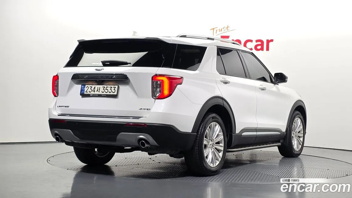 Ford Explorer 2023 из KR, фото 2