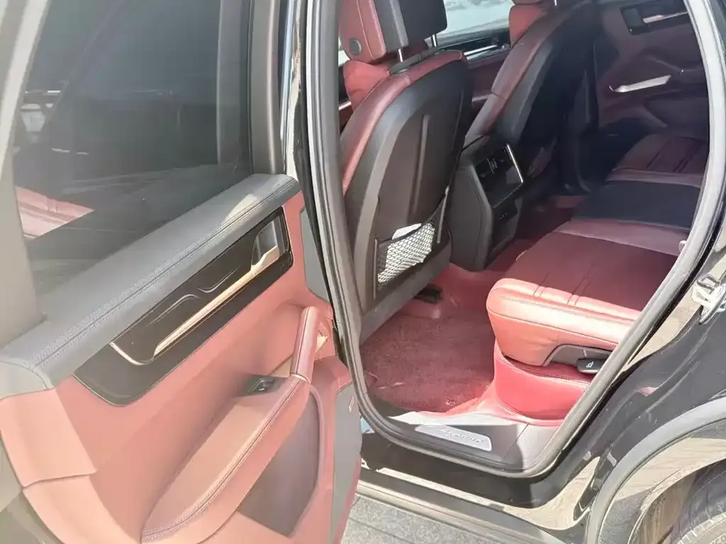 Porsche Cayenne 2024 из CN, фото 6