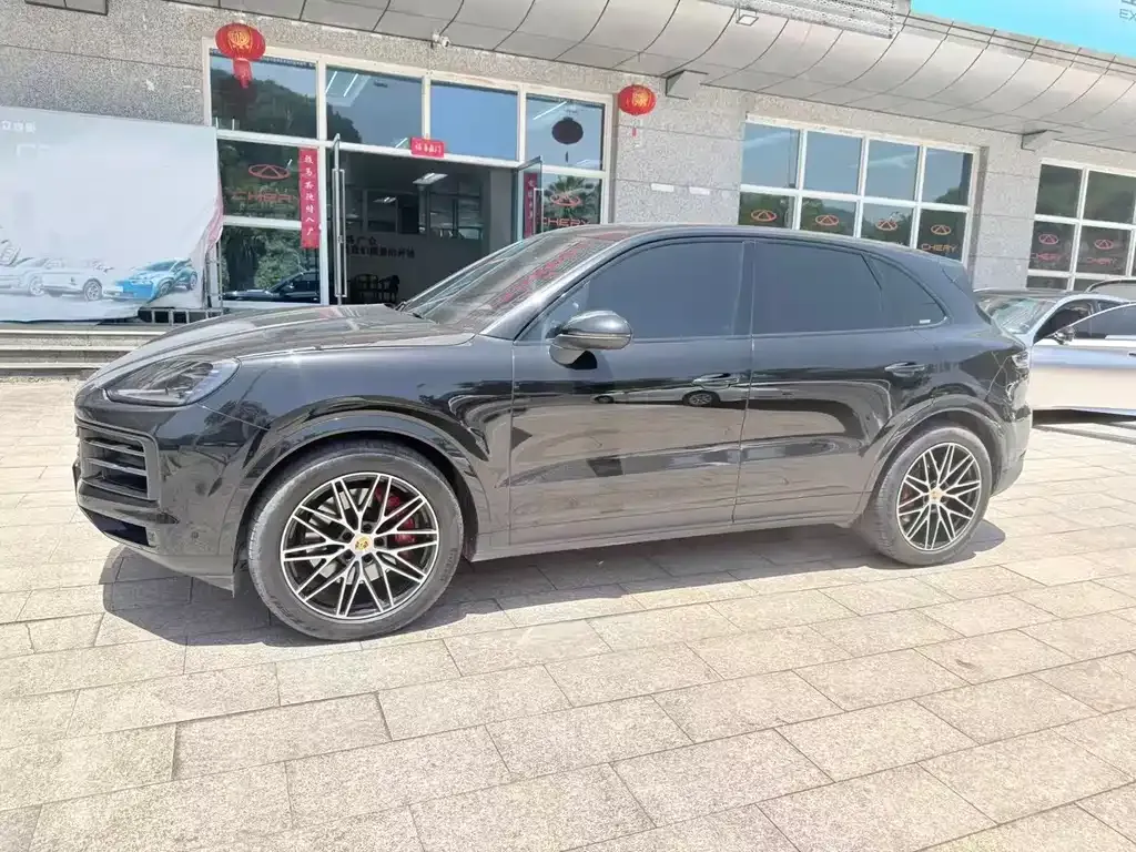 Porsche Cayenne 2024 из CN, фото 4