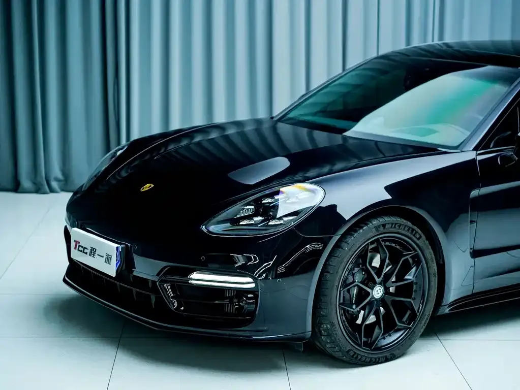Porsche Panamera — фото 8