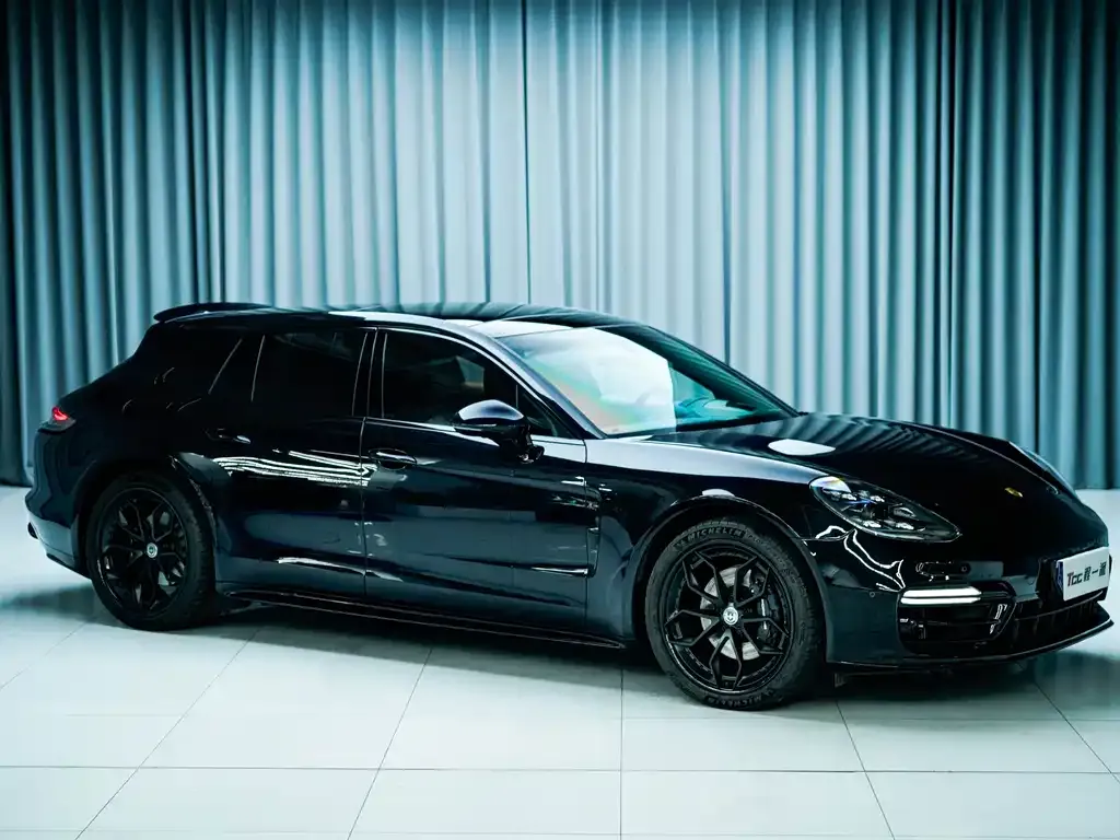 Porsche Panamera — фото 10