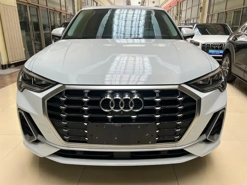 Audi Q3 — фото 6