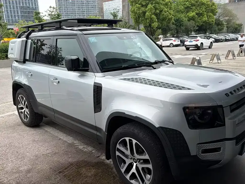 Land Rover Defender — фото 6