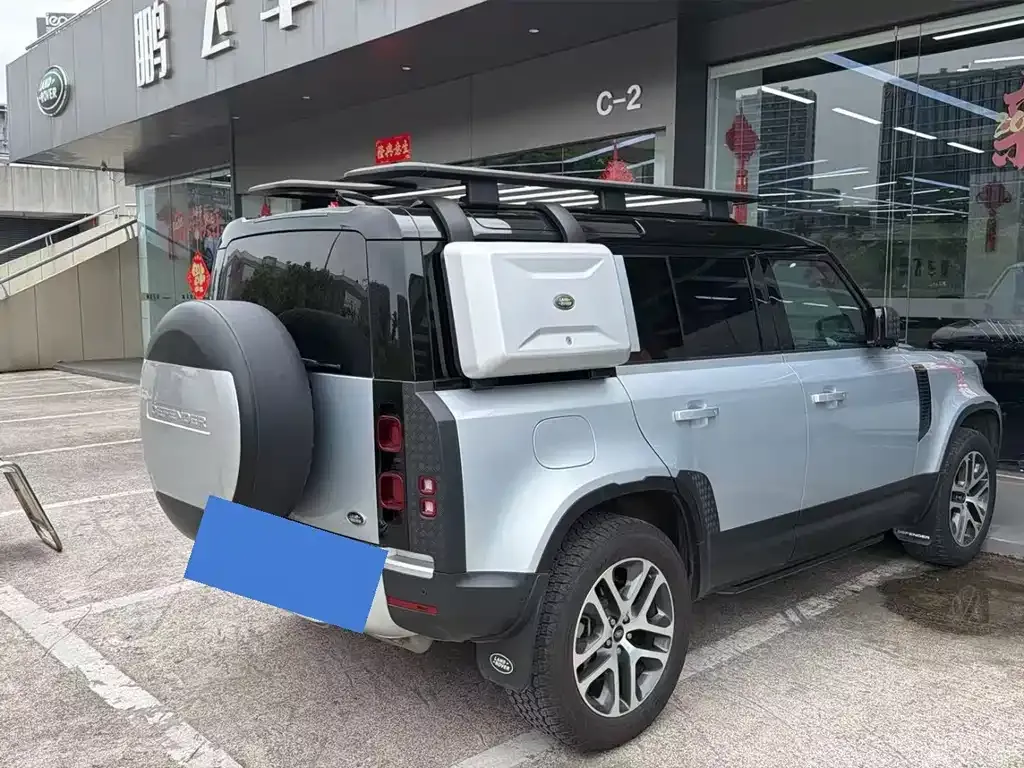 Land Rover Defender — фото 4