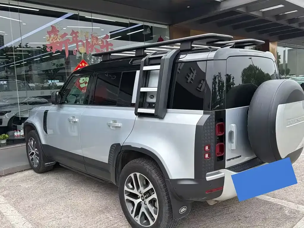 Land Rover Defender — фото 2