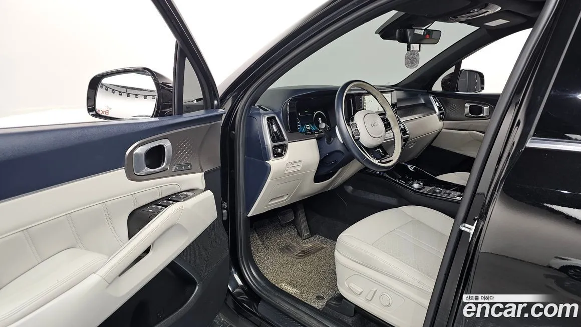 Kia Sorento — фото 5