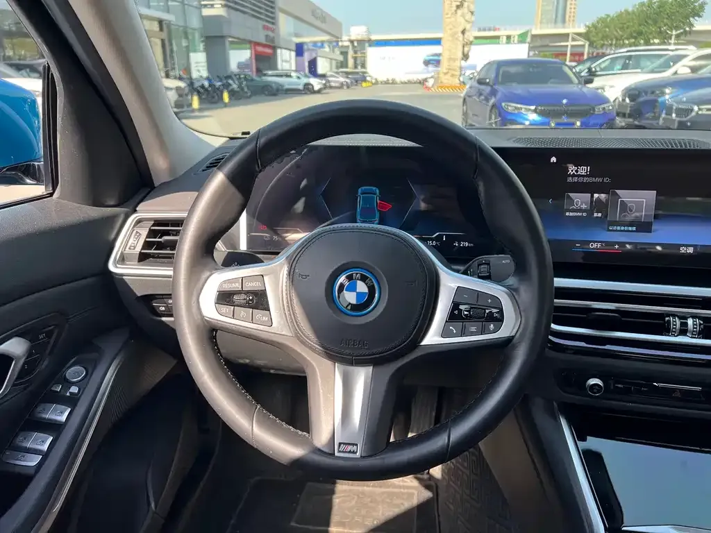 BMW i3 — фото 3