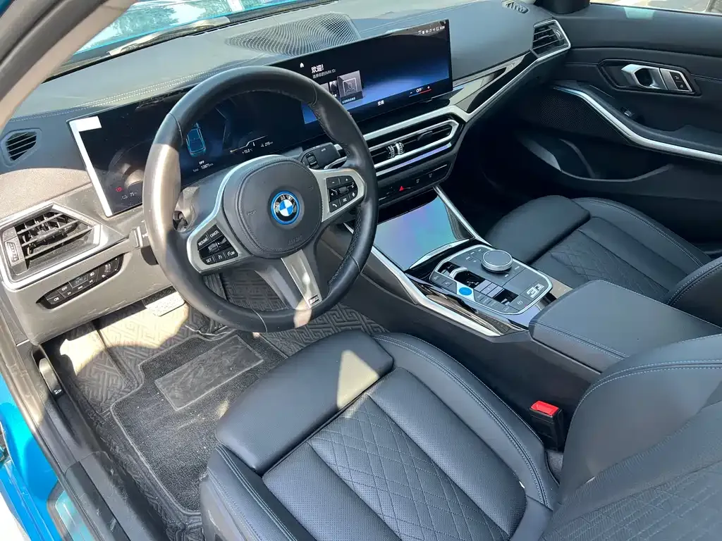 BMW i3 — фото 8