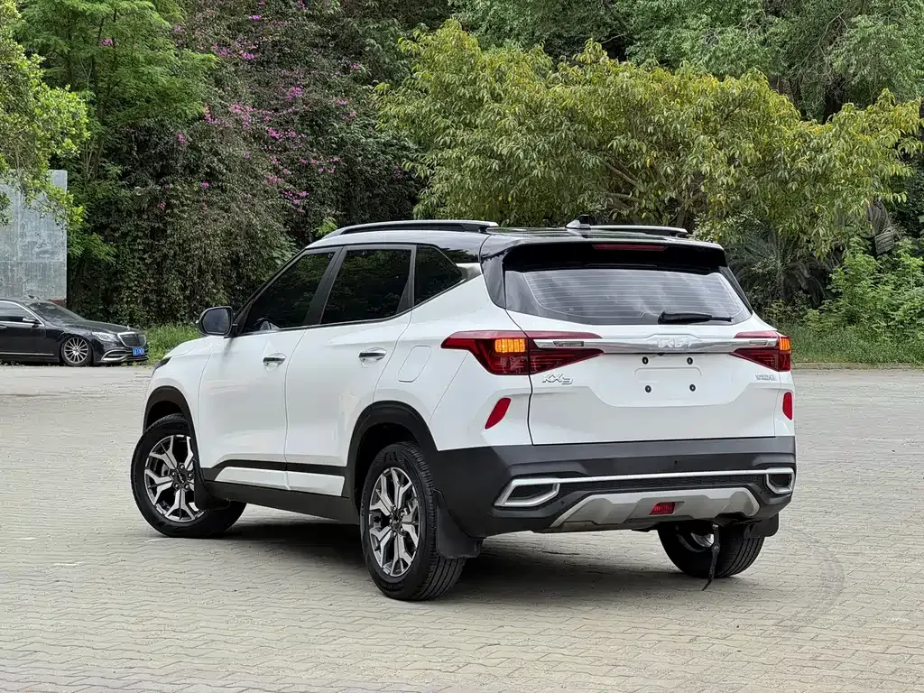 Kia KX3 — фото 4