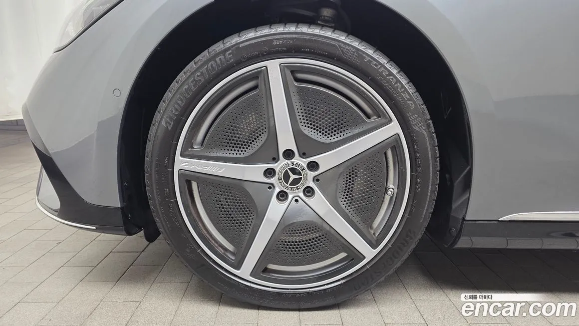 Mercedes-Benz EQE 2023 из KR, фото 6