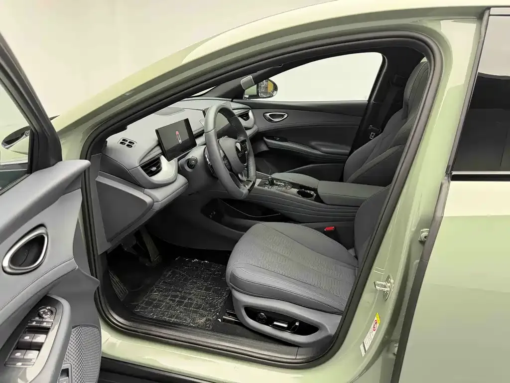 BYD Seal 06GT 2025 из CN, фото 9
