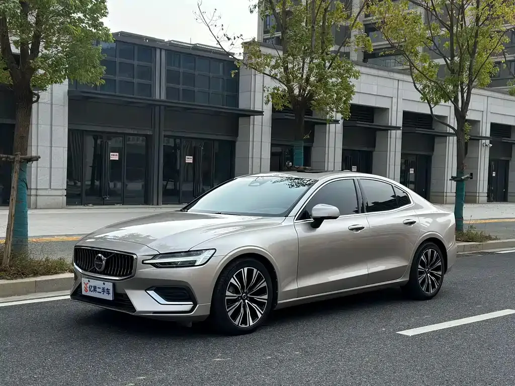 Volvo S60