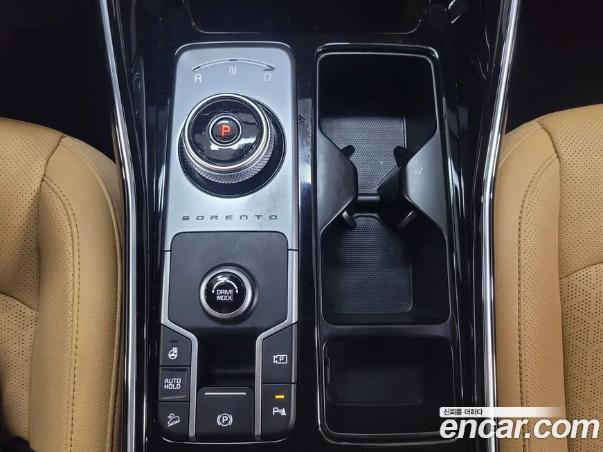Kia Sorento — фото 10
