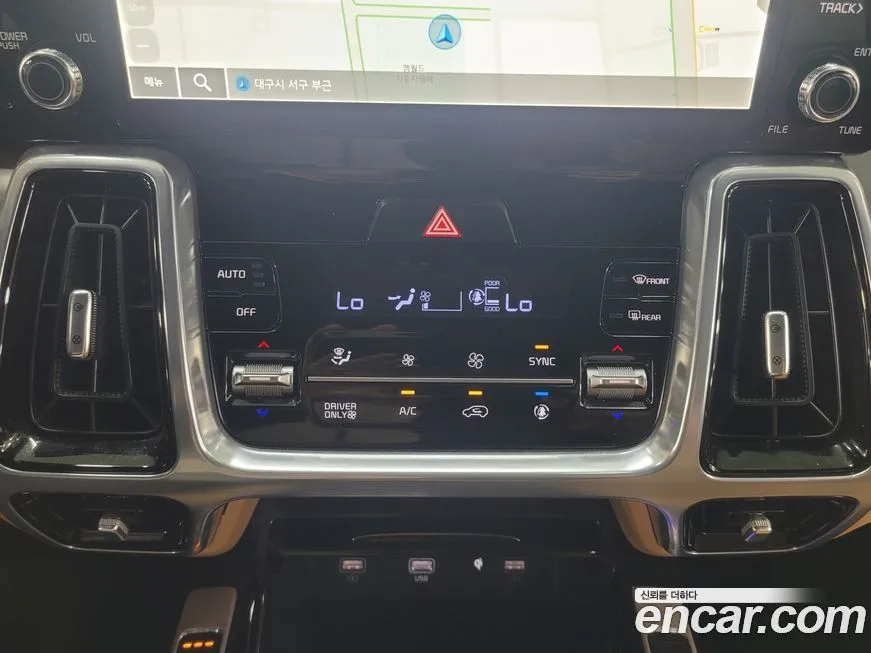 Kia Sorento — фото 3