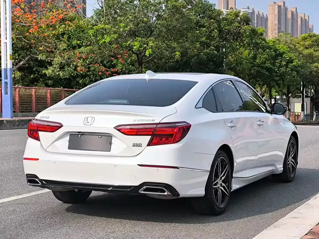 Honda Inspire — фото 10
