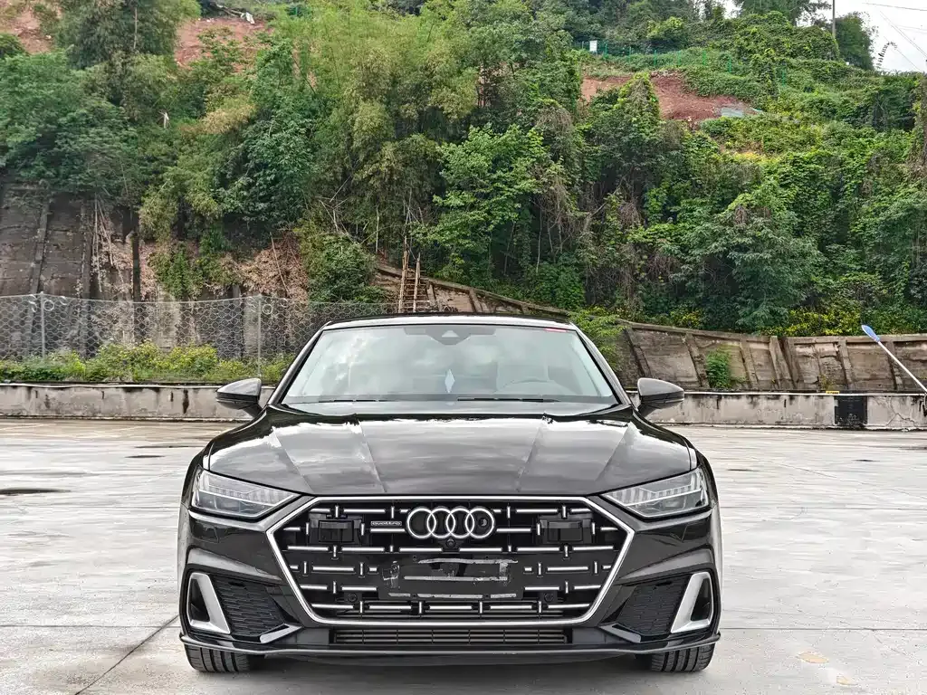 Audi A7L — фото 9