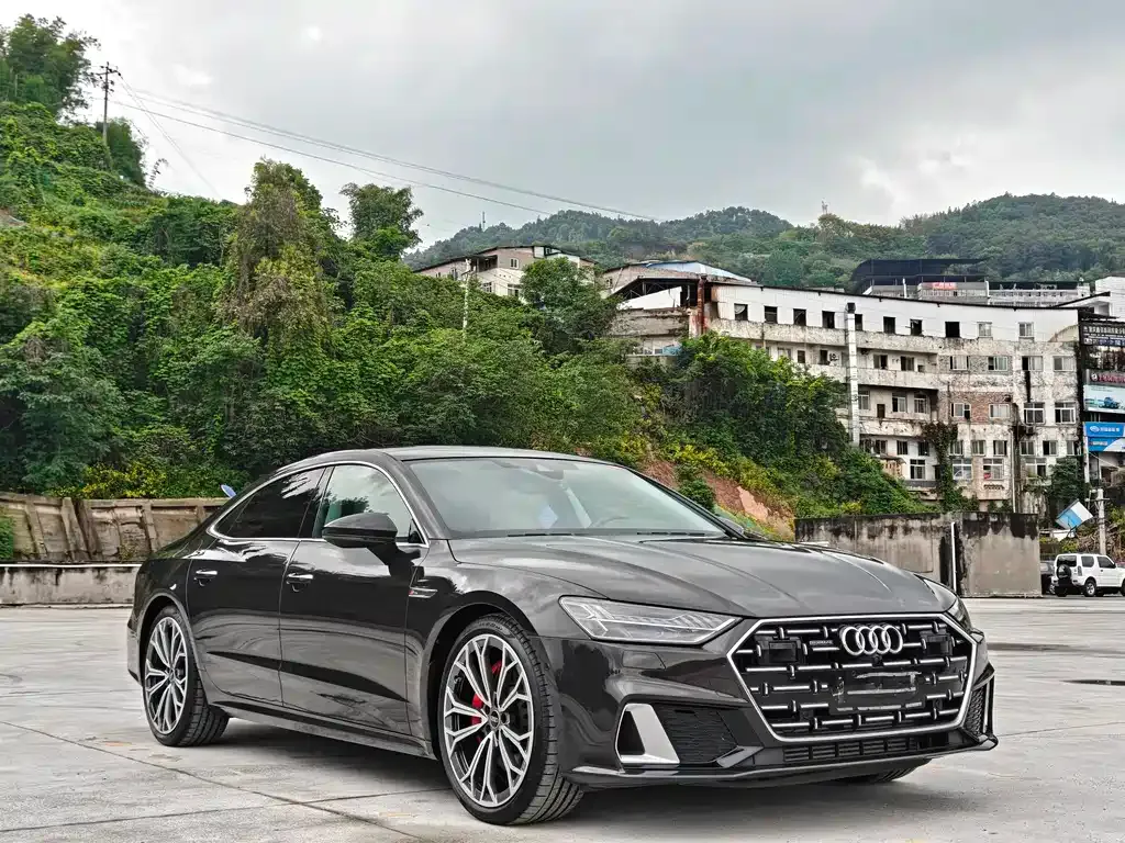 Audi A7L — фото 10