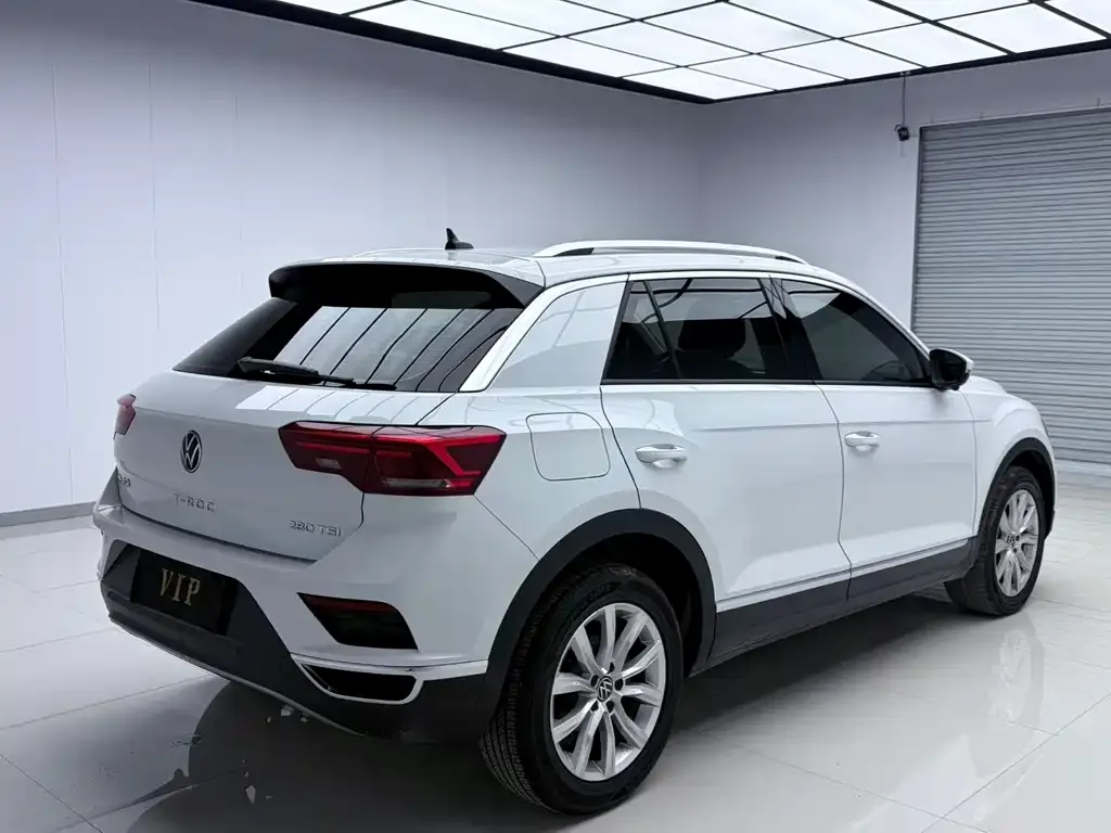 Volkswagen T-Roc — фото 3