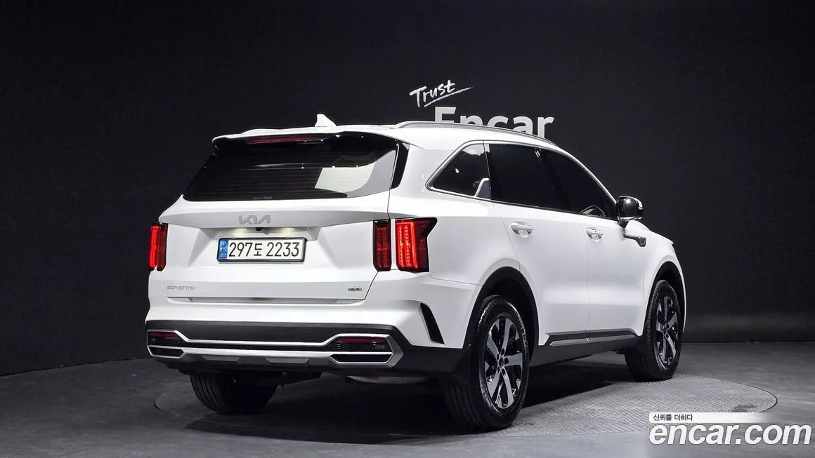 Kia Sorento — фото 7