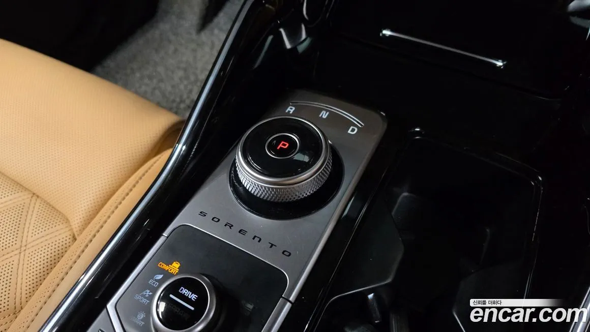 Kia Sorento — фото 10