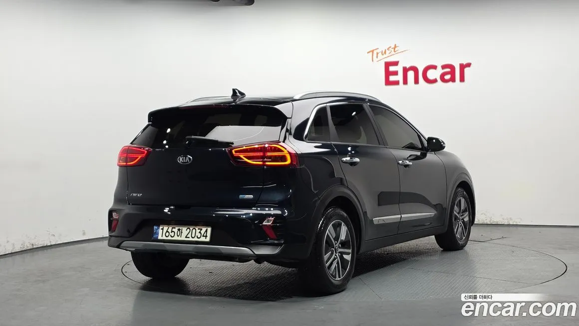 Kia Niro — фото 4