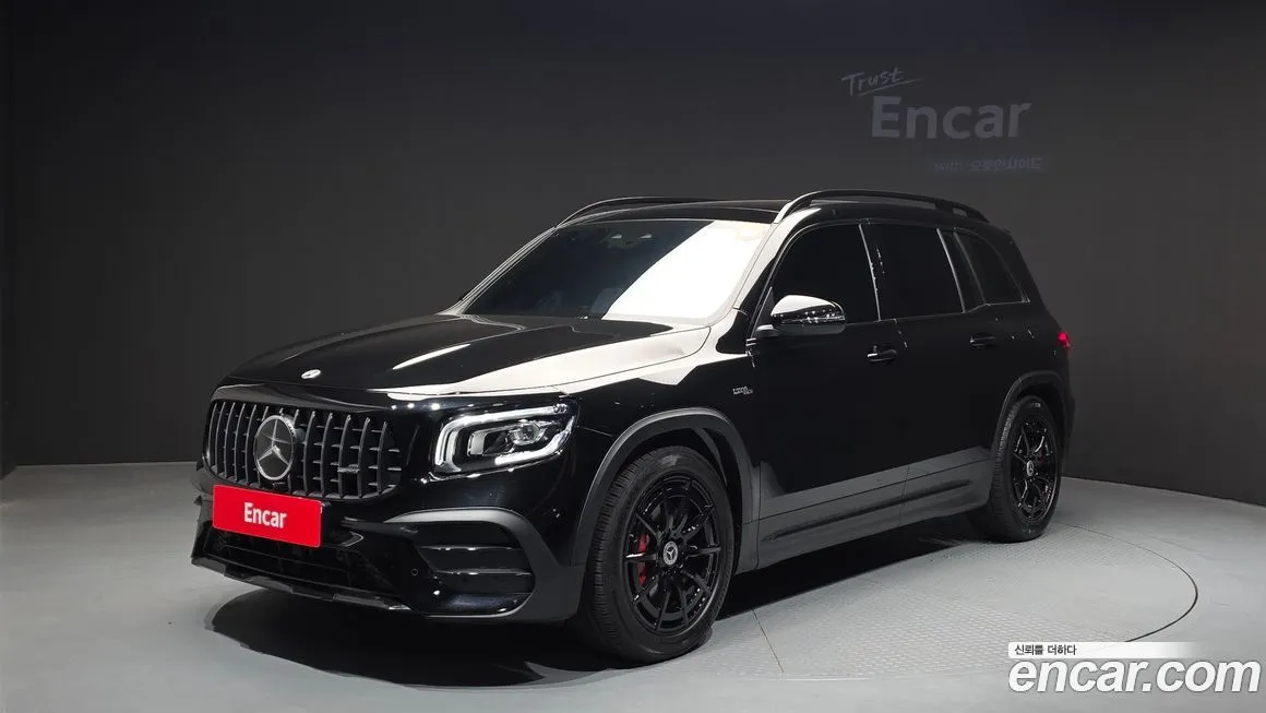 Mercedes-Benz GLB-Class — фото 1