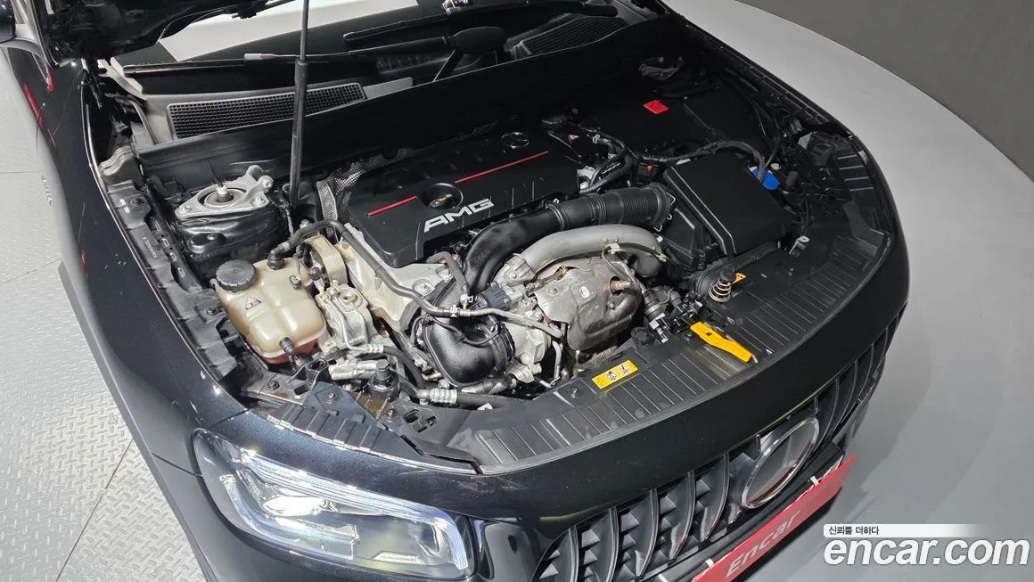 Mercedes-Benz GLB-Class — фото 7