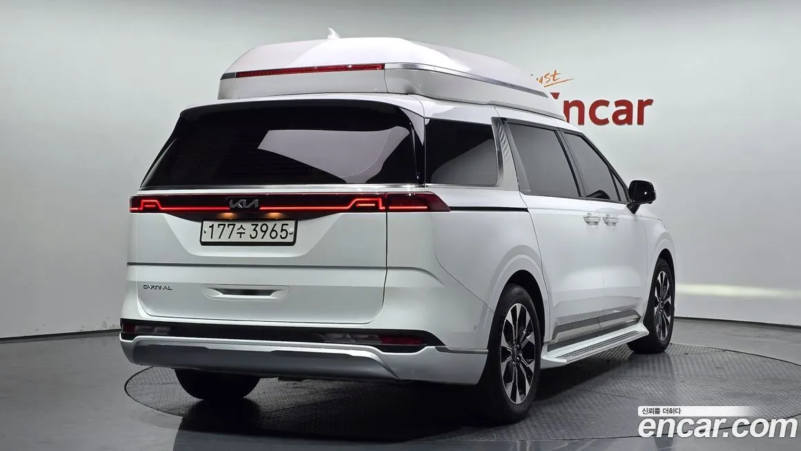 Kia Carnival — фото 3
