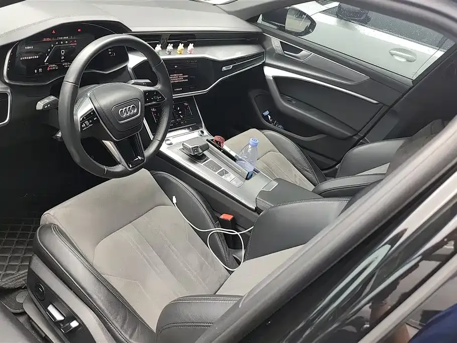 Audi A6L — фото 5