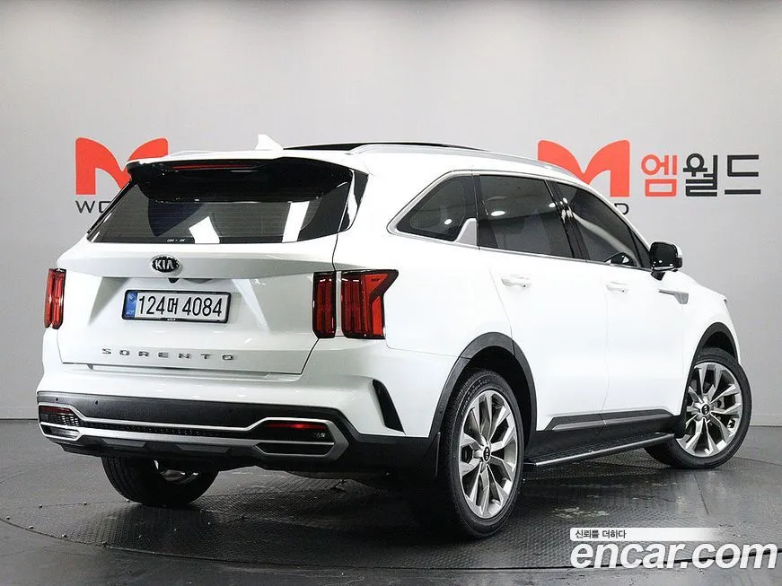 Kia Sorento — фото 4