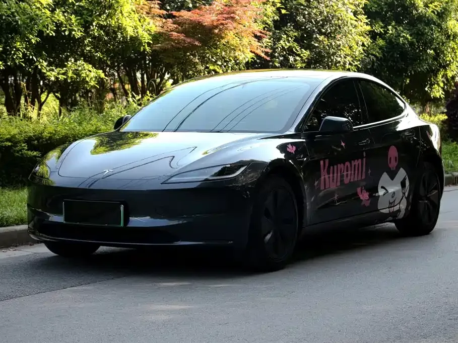 Tesla Model 3 — фото 1