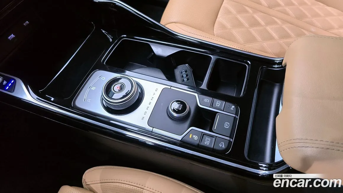 Kia Sorento — фото 5