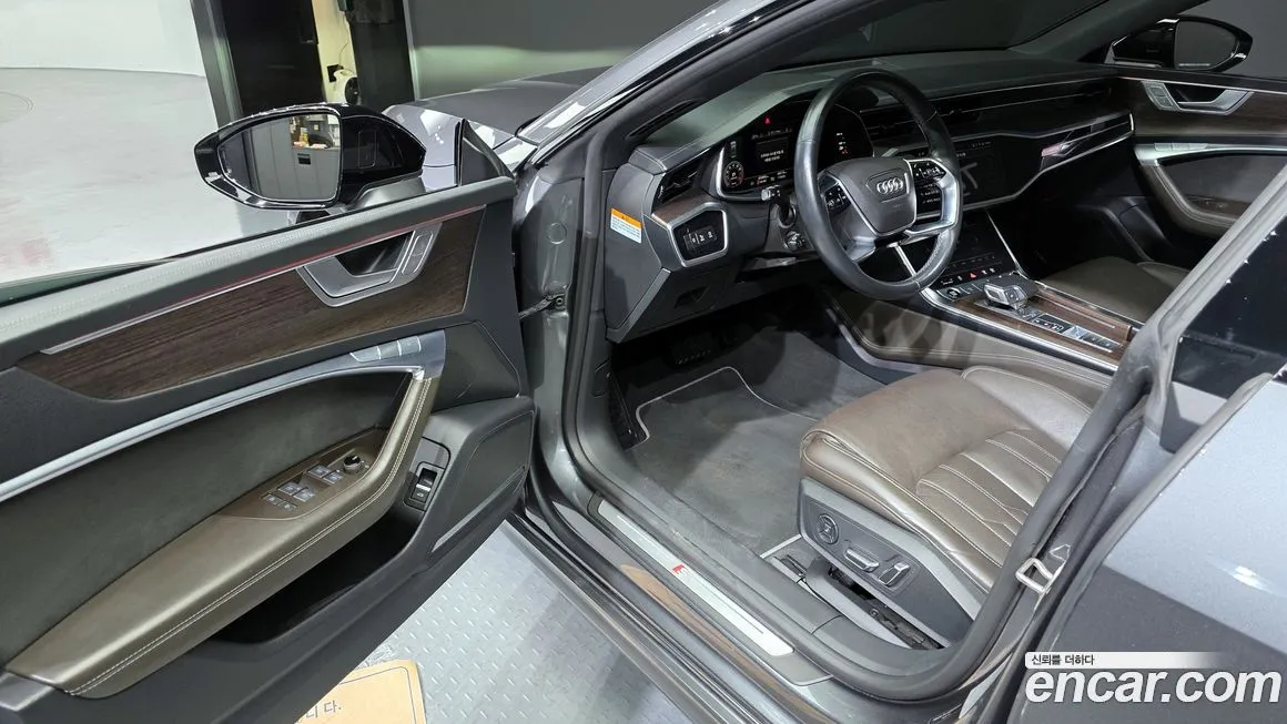 Audi A7 — фото 9