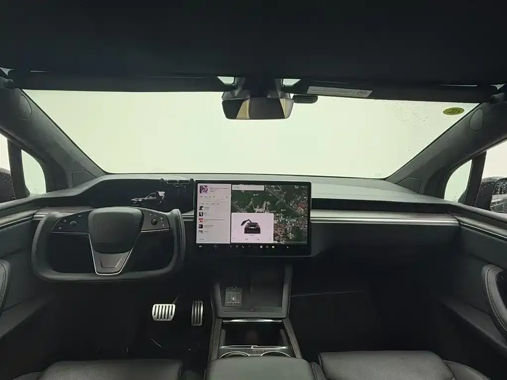 Tesla Model X 2023 из CN, фото 10