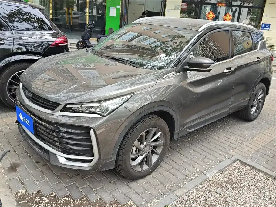 Geely Binyue — фото 1