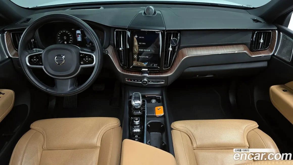 Volvo XC60 2021 из KR, фото 10