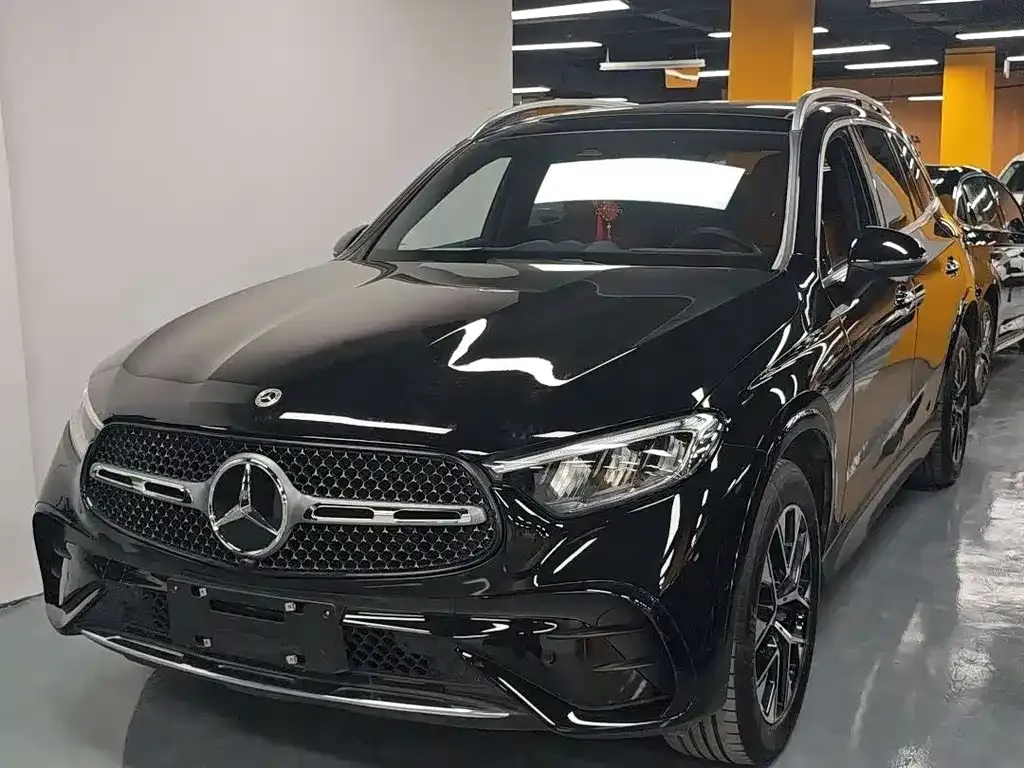 Mercedes-Benz GLC — фото 1