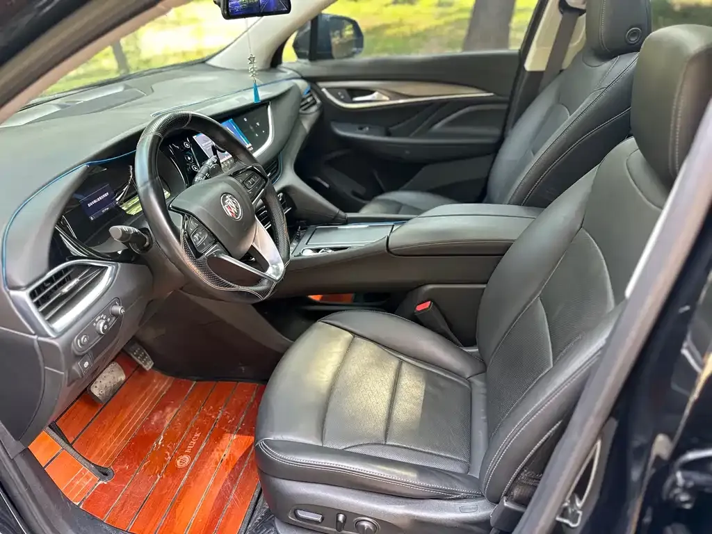 Buick Enclave 2023 из CN, фото 2
