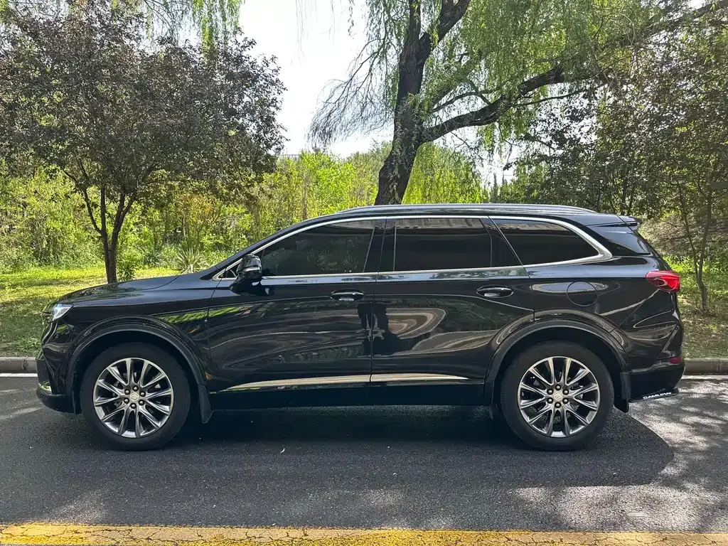 Buick Enclave 2023 из CN, фото 10