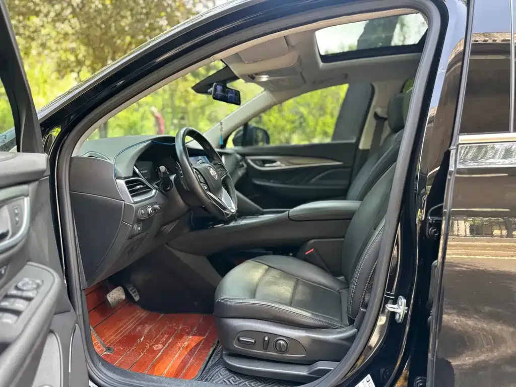 Buick Enclave 2023 из CN, фото 3