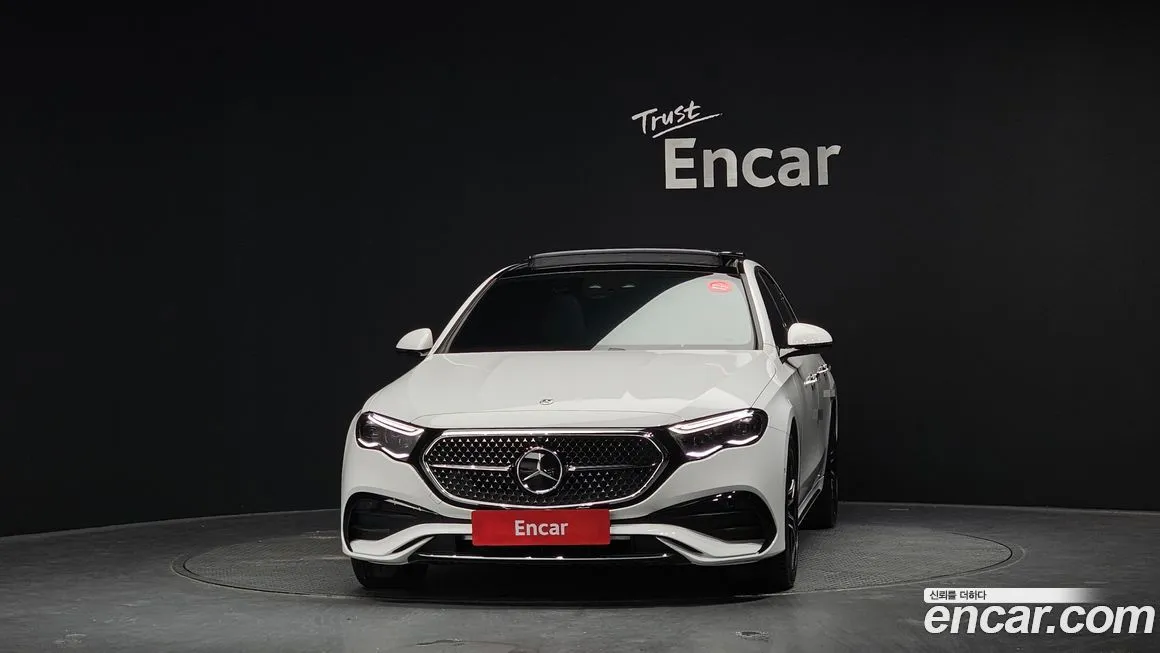 Mercedes-Benz E-Class — фото 2