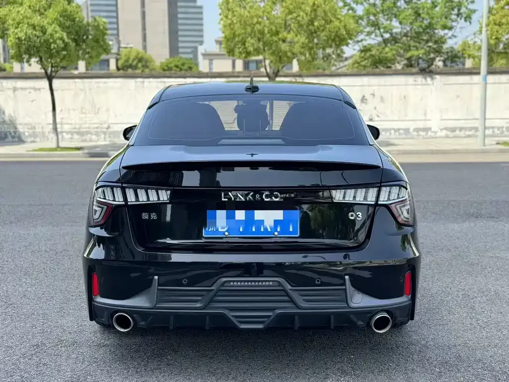 Lynk & Co 03 — фото 9