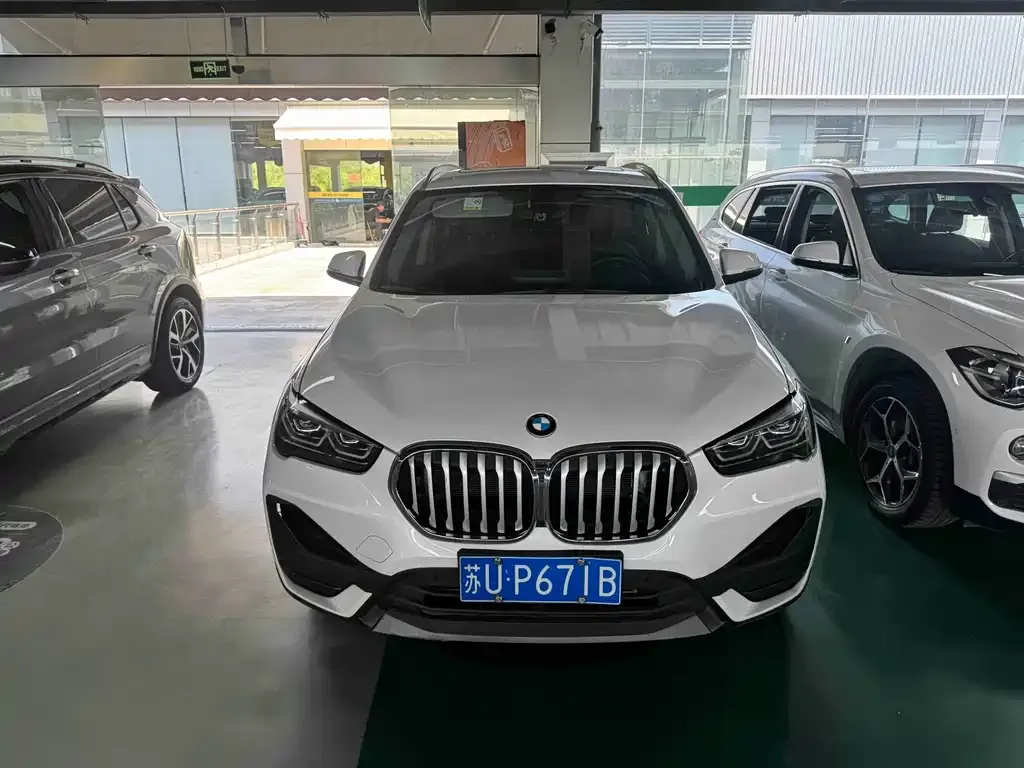 BMW X1 — фото 4
