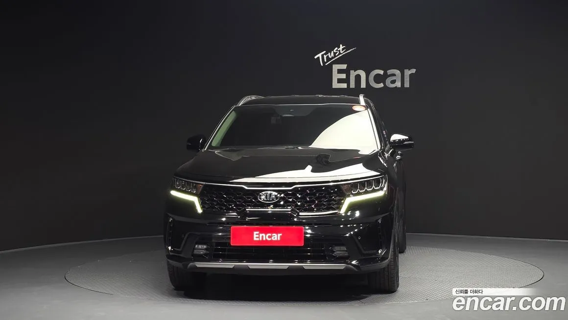 Kia Sorento — фото 9