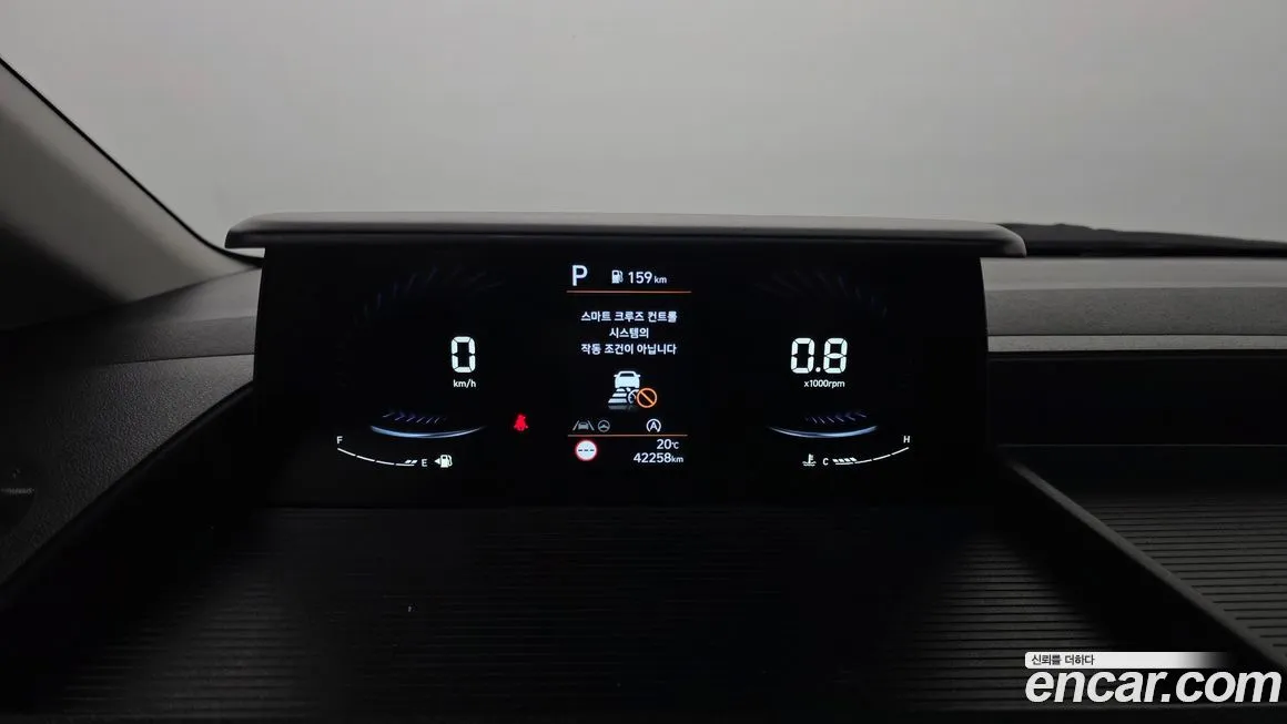 Hyundai Staria — фото 2