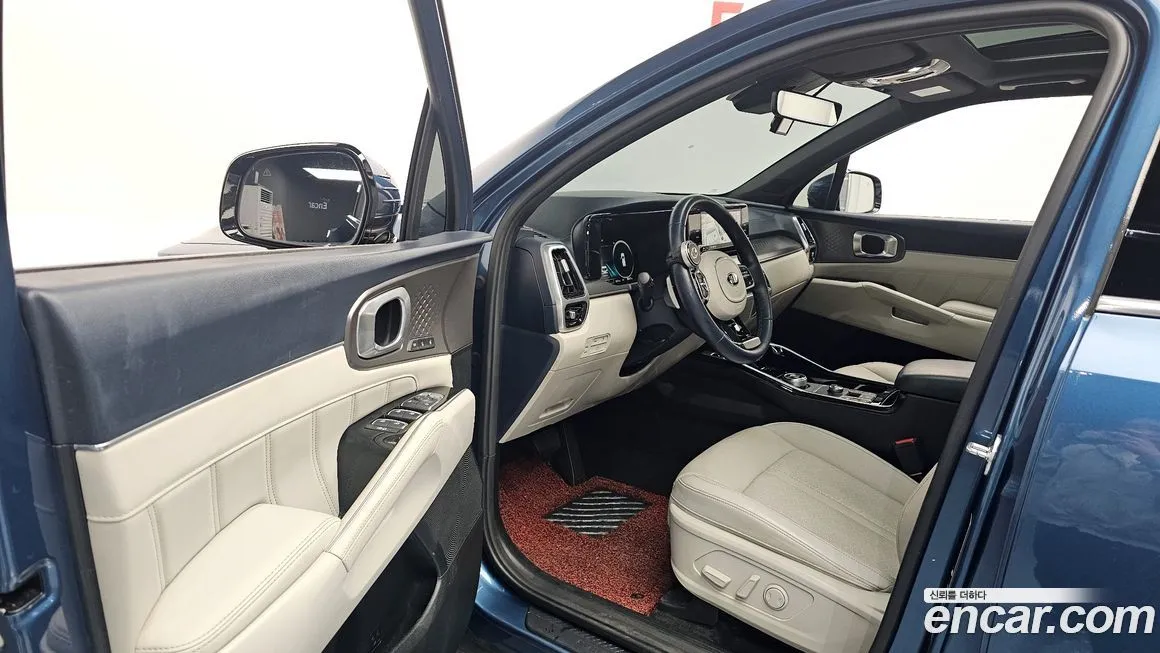 Kia Sorento — фото 10